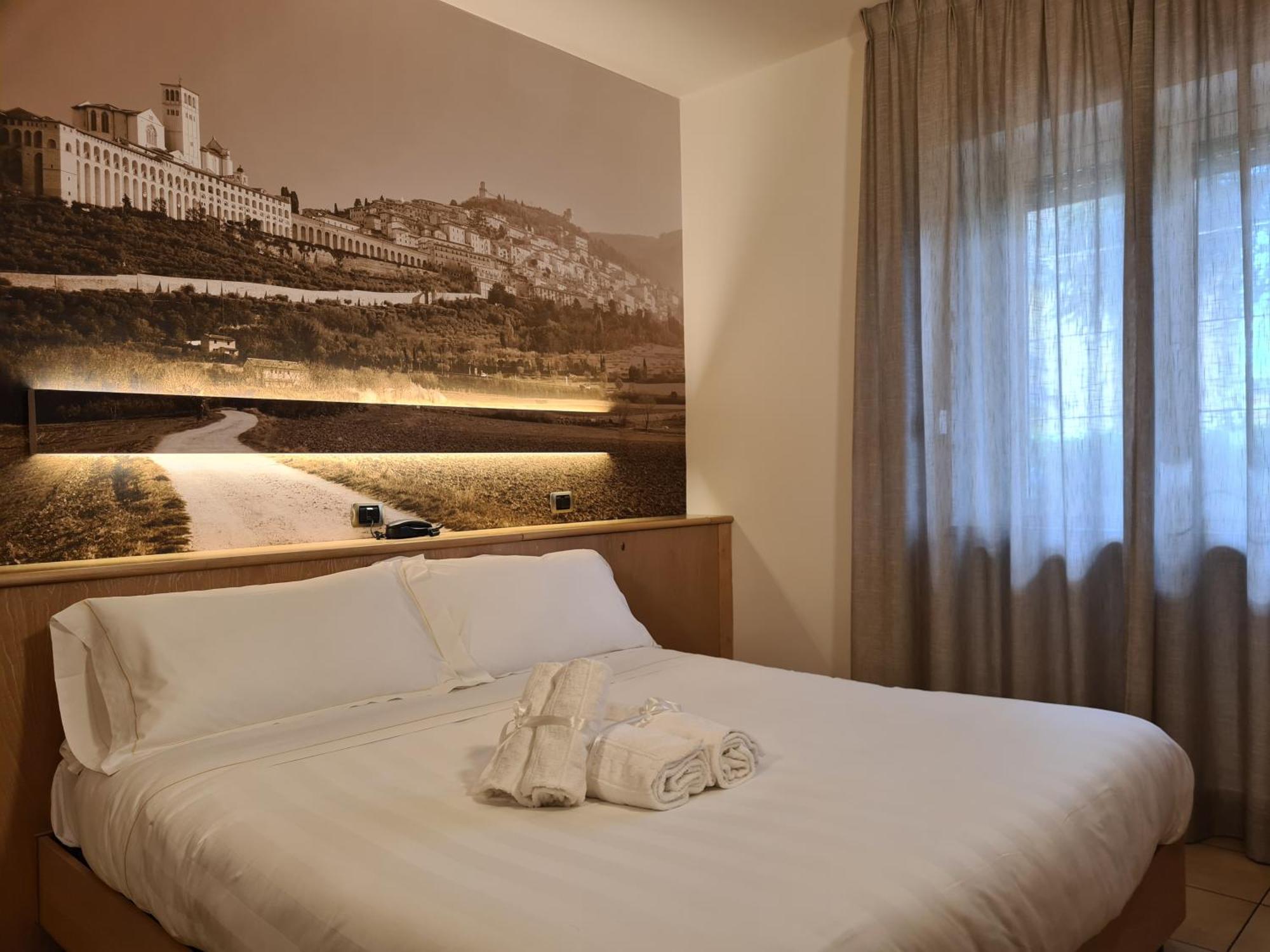 Hotel Cladan Assisi Exterior foto