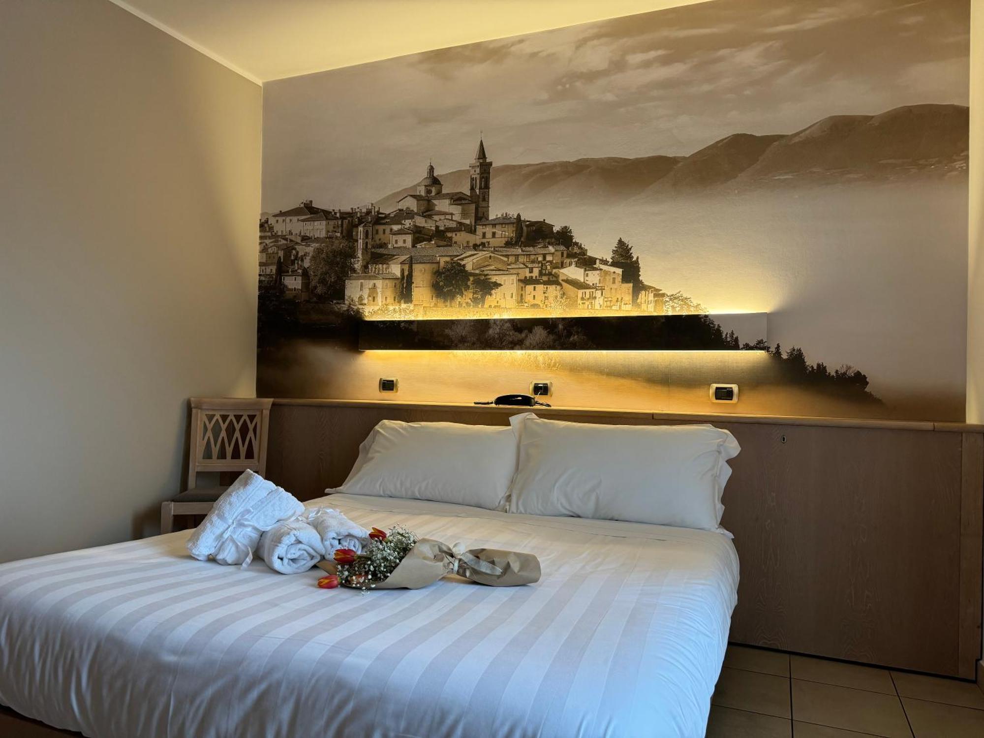 Hotel Cladan Assisi Exterior foto
